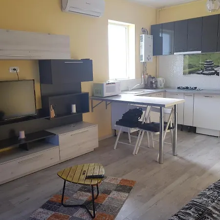 Luca's Crib * Năvodari